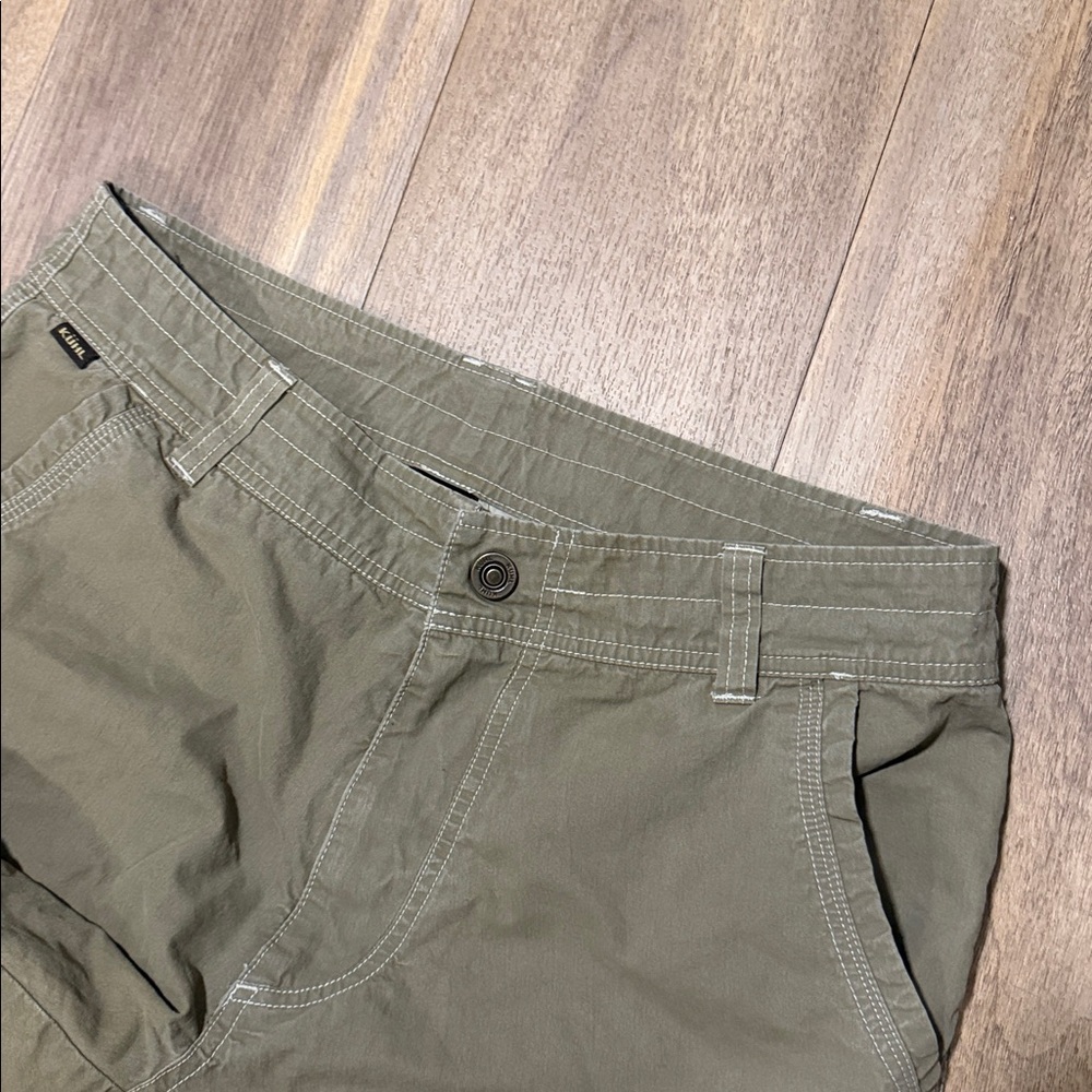 KÜHL Men's Khaki Cargo Shorts Cotton Nylon Flat Front Zipper Pockets Outdoor - Picture 4 of 7